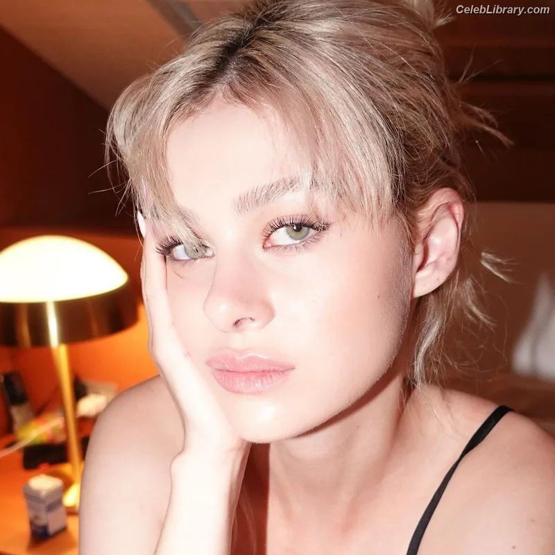 Nicola Peltz photo 14 of 241