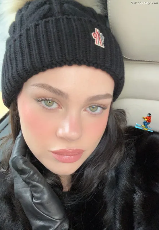 Nicola Peltz photo 22 of 241