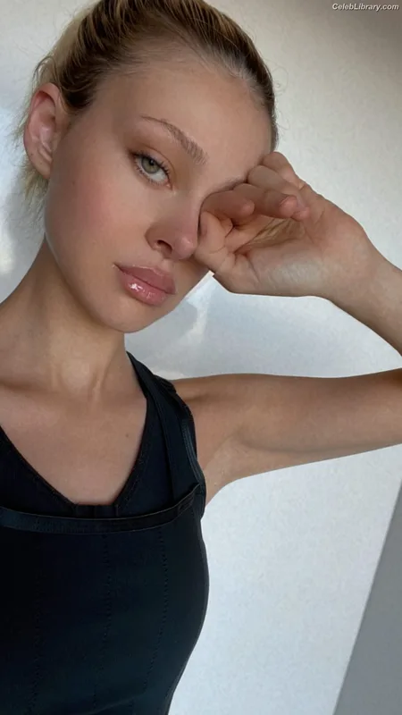 Nicola Peltz photo 13 of 241