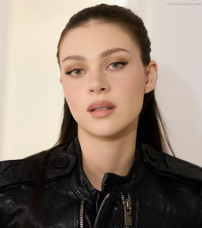 Nicola Peltz photo 4 of 241