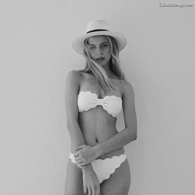 Nicola Peltz photo 21 of 241