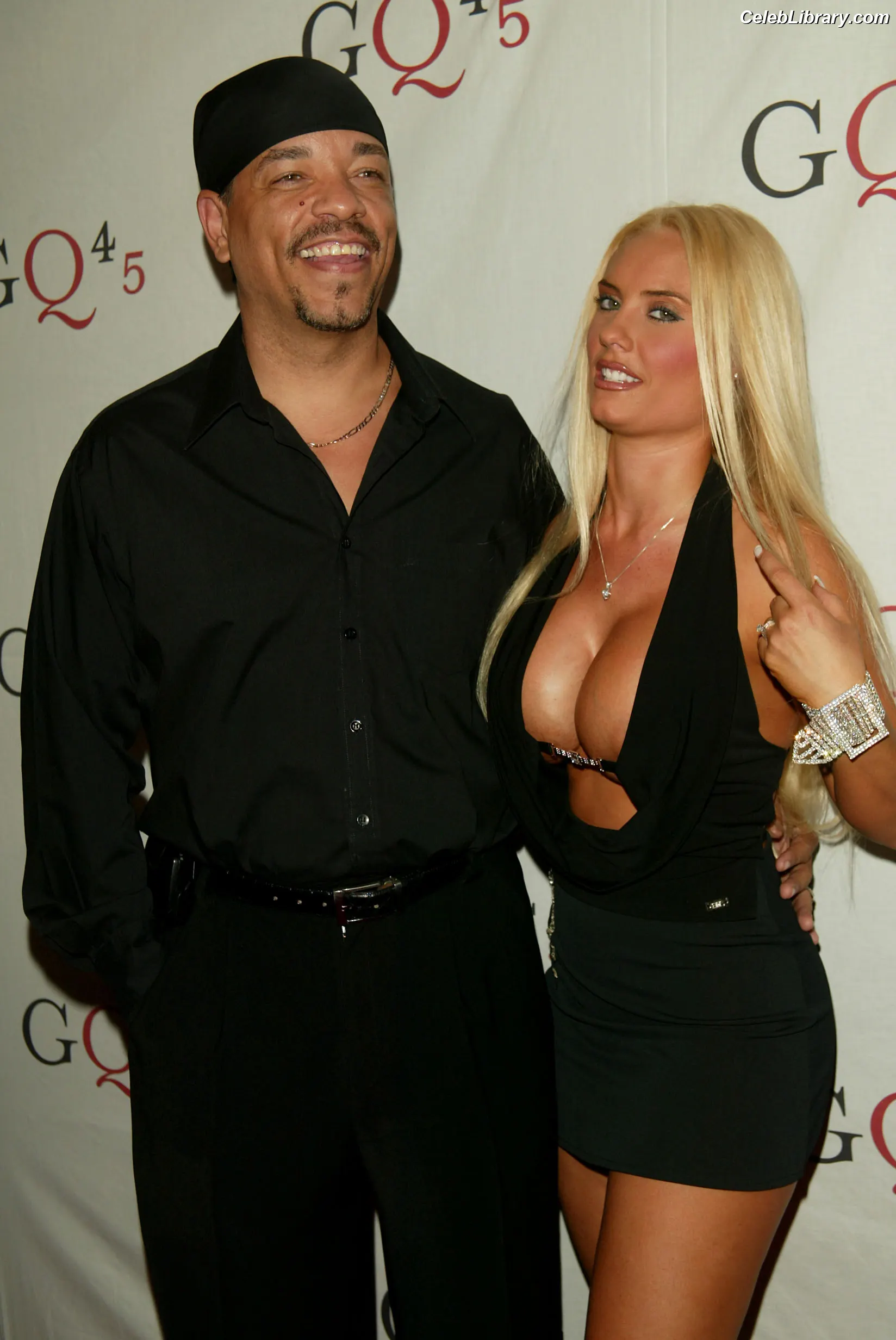 Nicole Coco Austin photo 2 of 1510