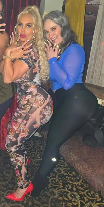 Nicole Coco Austin photo 22 of 1507