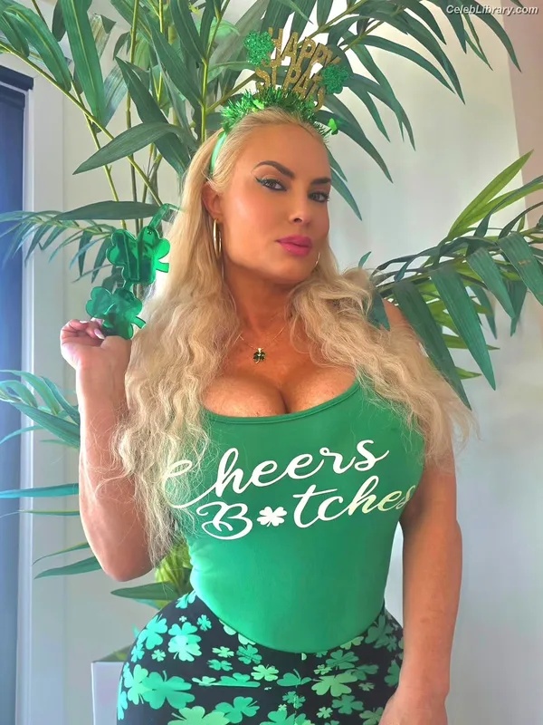 Nicole Coco Austin photo 23 of 1507