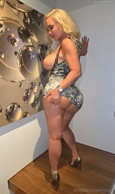 Nicole Coco Austin photo 12 of 1507