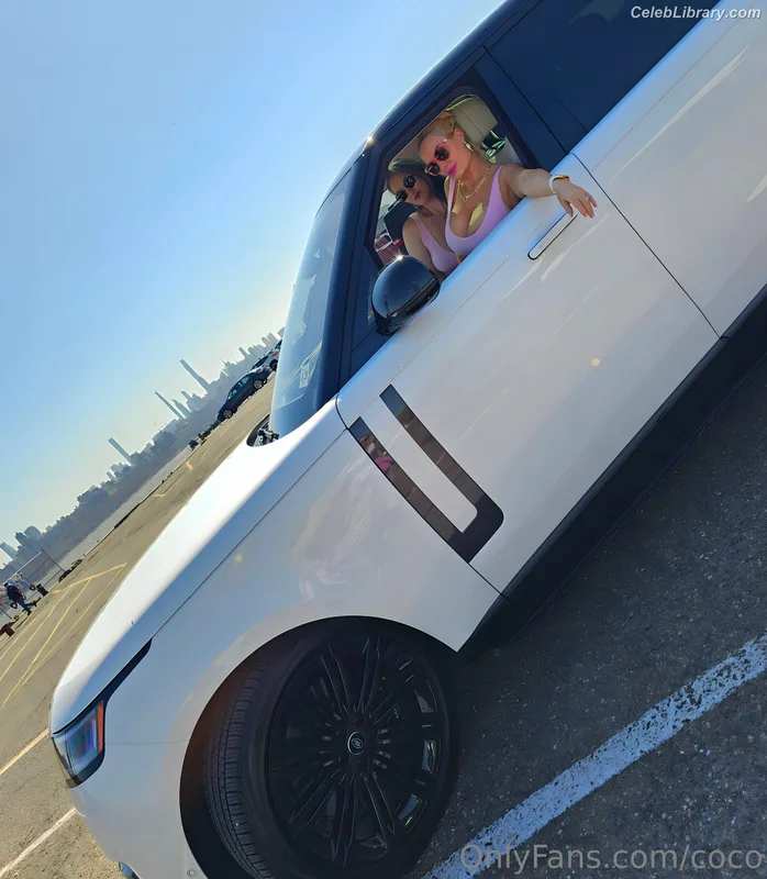 Nicole Coco Austin photo 15 of 1507