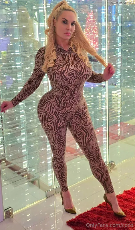 Nicole Coco Austin photo 18 of 1507