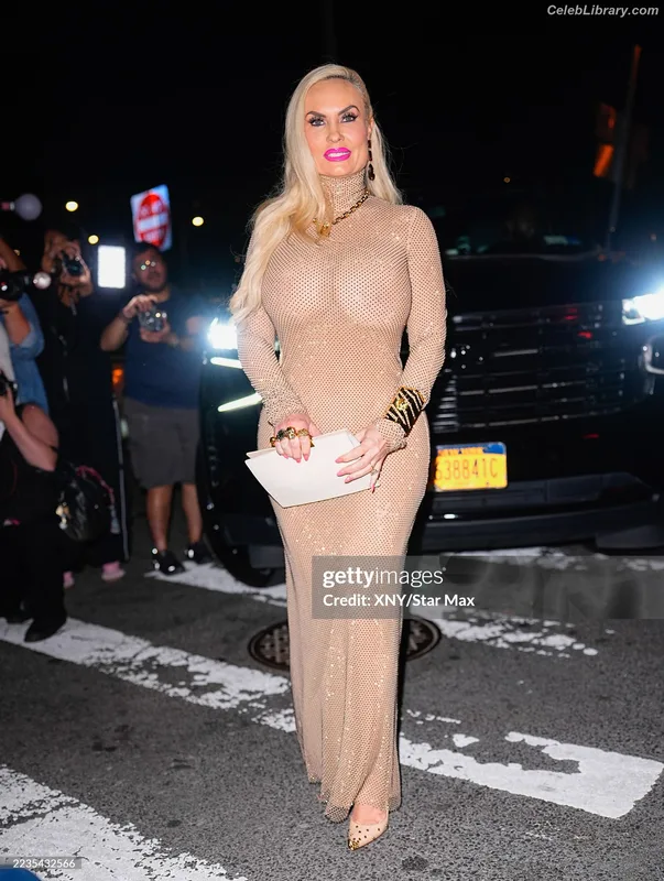 Nicole Coco Austin photo 9 of 1507