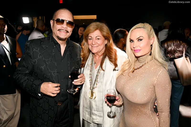 Nicole Coco Austin photo 10 of 1507