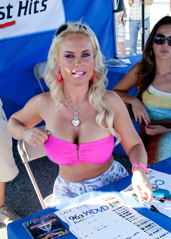 Nicole Coco Austin photo 4 of 1507