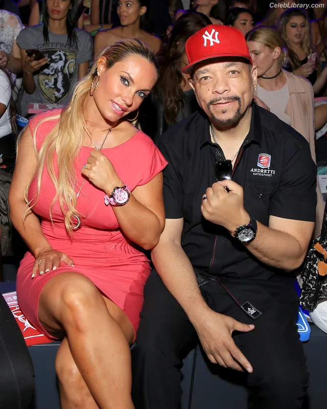 Nicole Coco Austin photo 9 of 1507