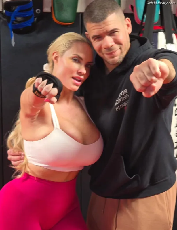 Nicole Coco Austin photo 2 of 1507