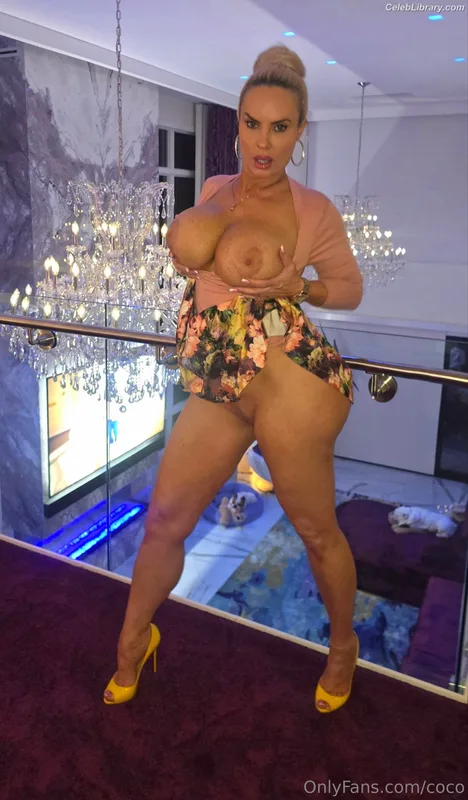 Nicole Coco Austin photo 21 of 1507