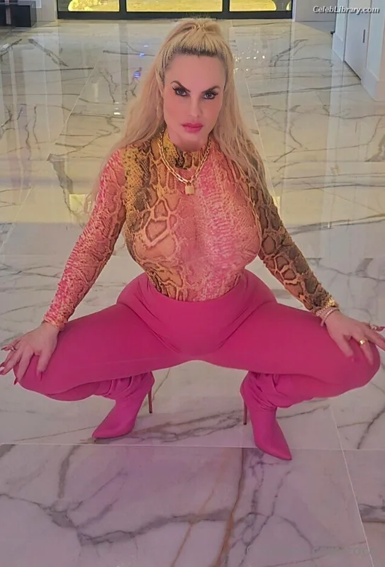 Nicole Coco Austin photo 21 of 1507