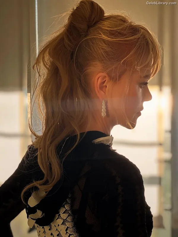 Nicole Kidman photo 12 of 457