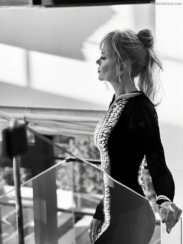 Nicole Kidman photo 13 of 457
