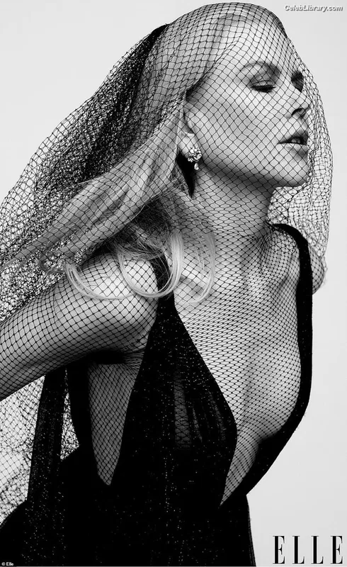 Nicole Kidman photo 16 of 457