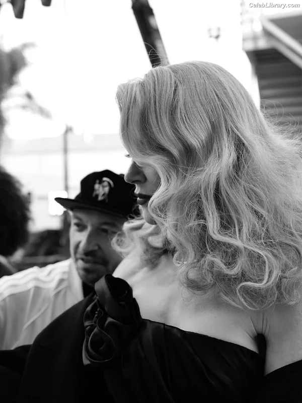 Nicole Kidman photo 7 of 457