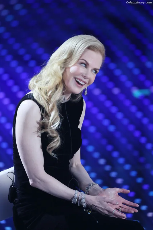 Nicole Kidman photo 12 of 457