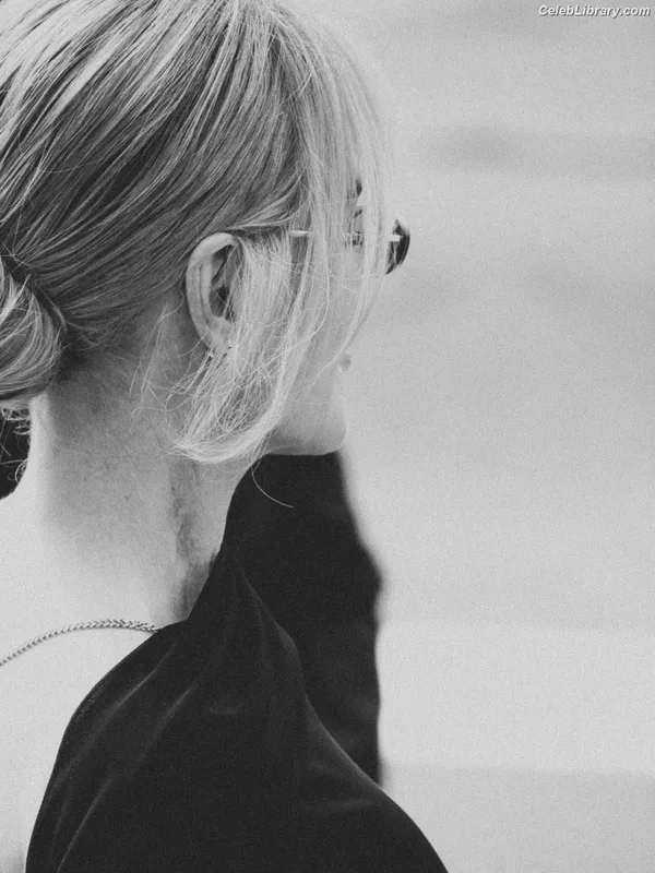 Nicole Kidman photo 10 of 457
