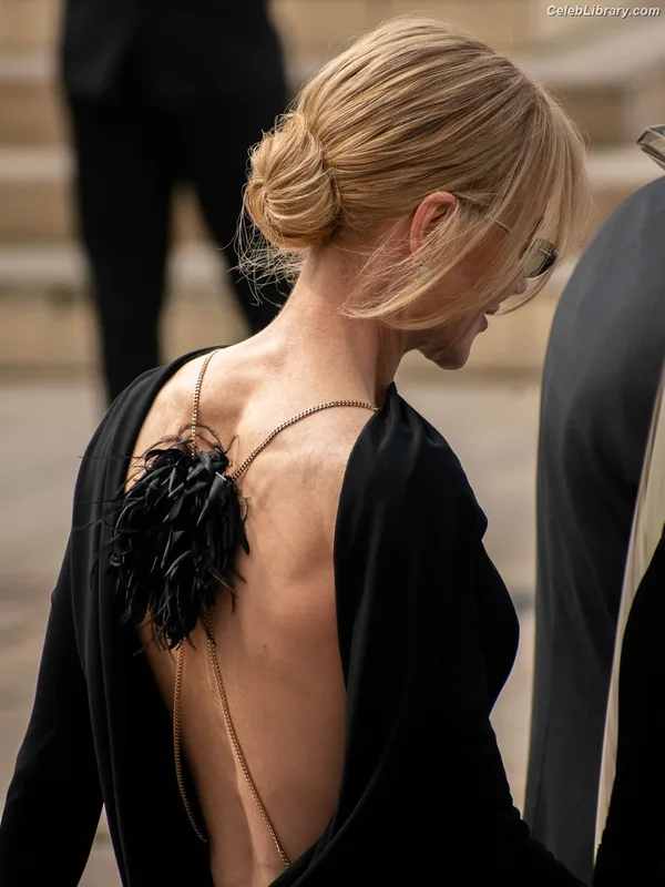 Nicole Kidman photo 13 of 457