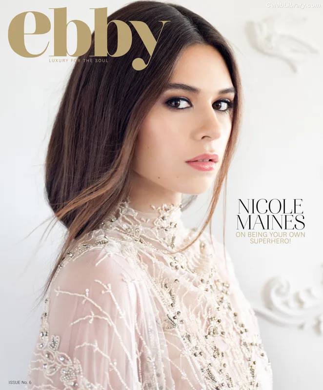 Nicole Maines photo 24 of 137