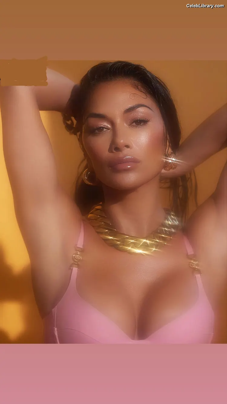 Nicole Scherzinger photo 15 of 1188