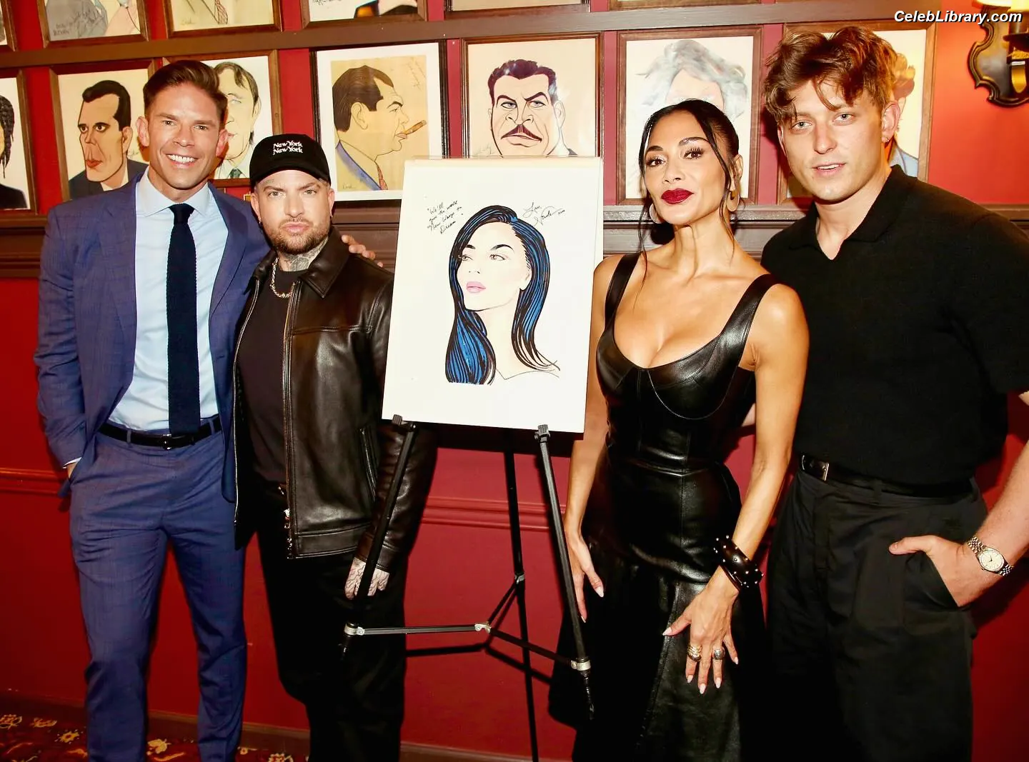 Nicole Scherzinger photo 24 of 1188