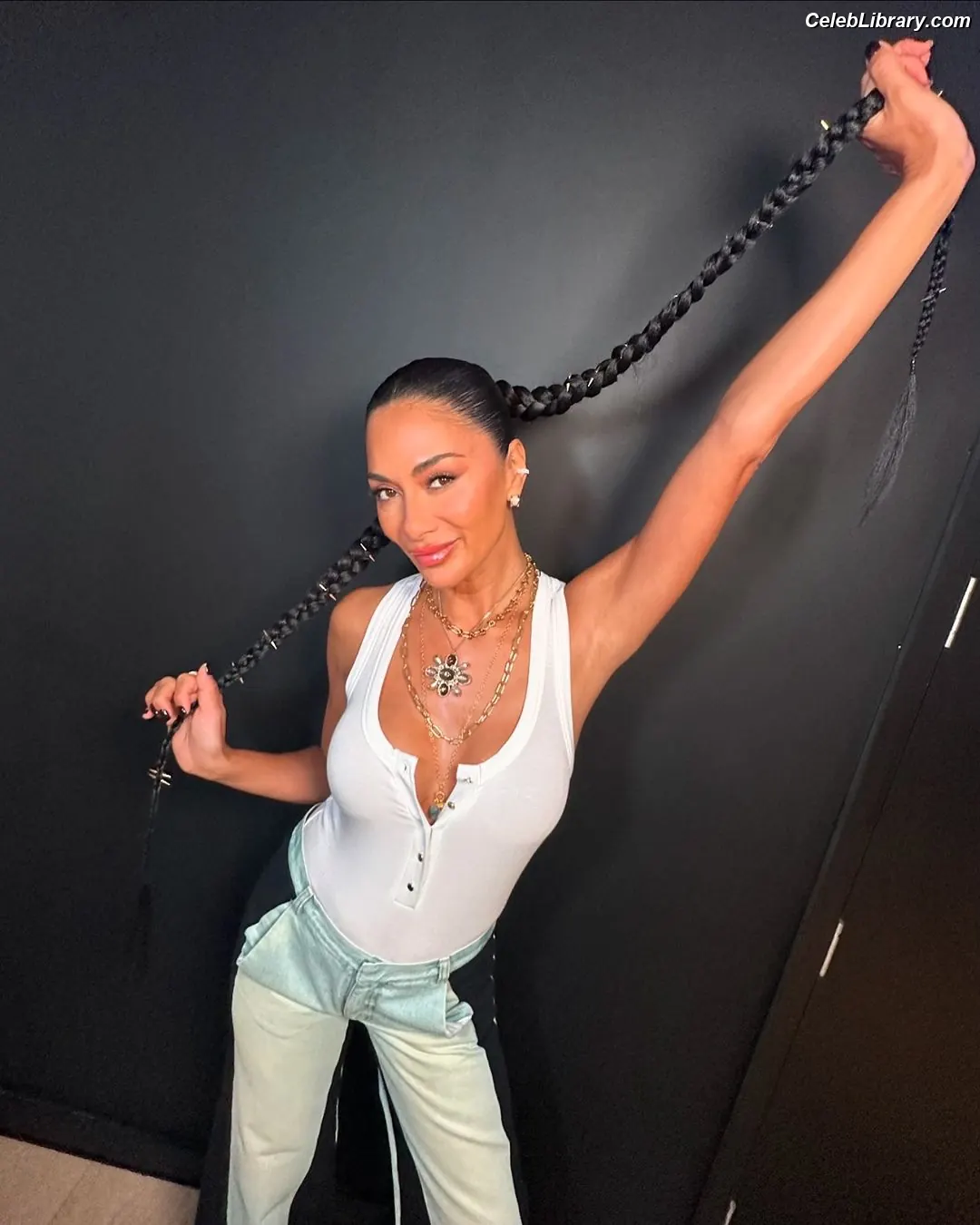 Nicole Scherzinger photo 4 of 1188