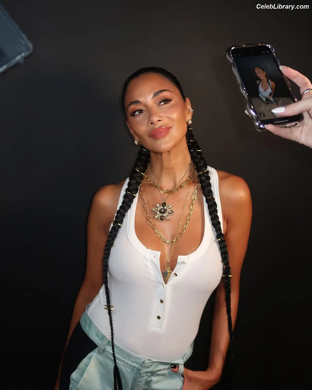 Nicole Scherzinger photo 5 of 1188