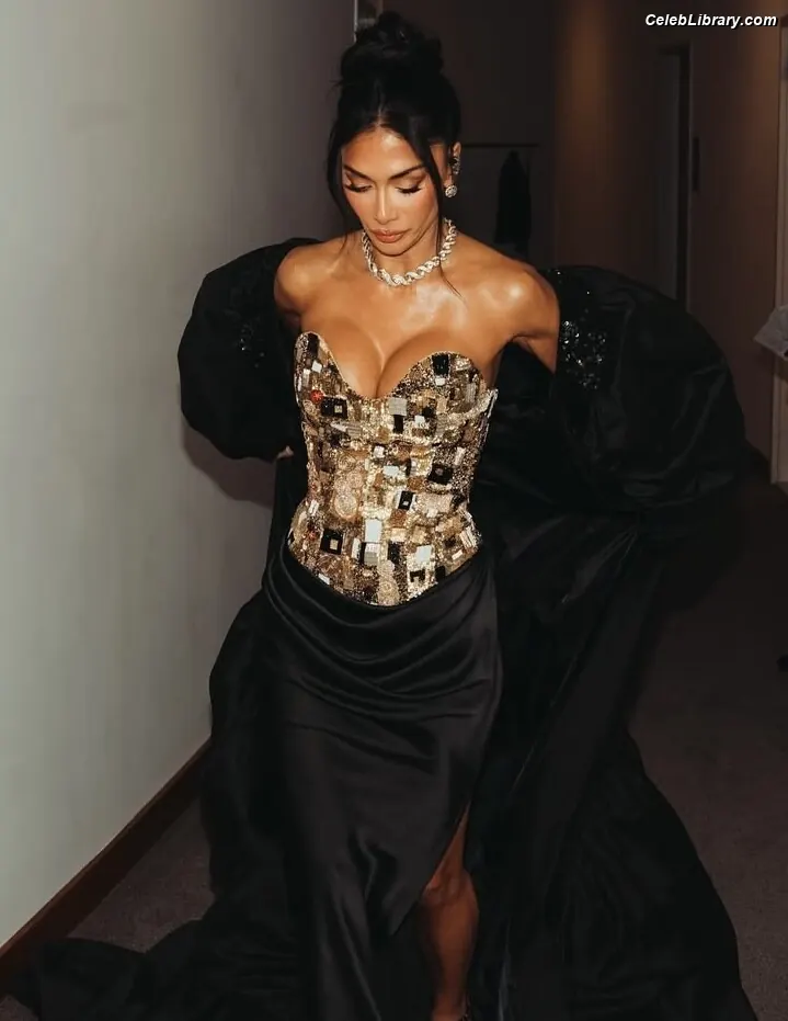 Nicole Scherzinger photo 3 of 1188