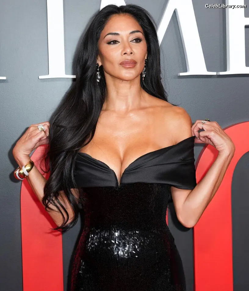 Nicole Scherzinger photo 23 of 1188