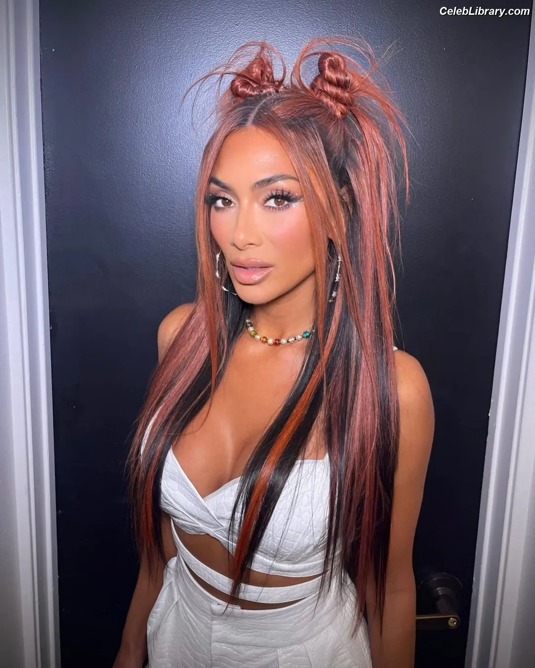 Nicole Scherzinger photo 3 of 1188