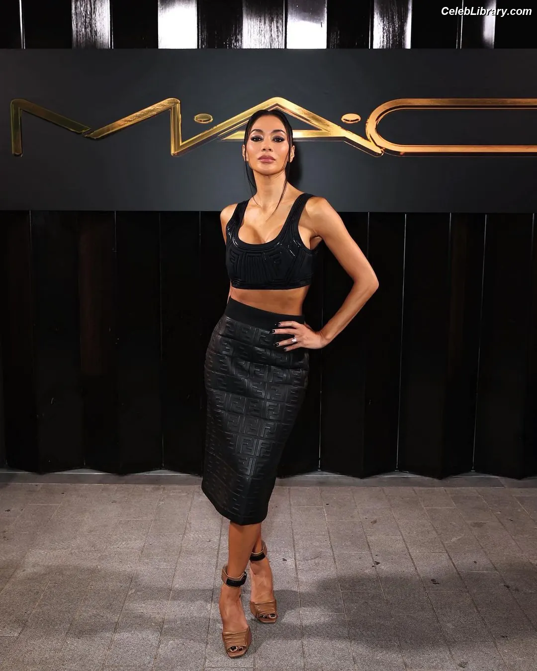Nicole Scherzinger photo 13 of 1188