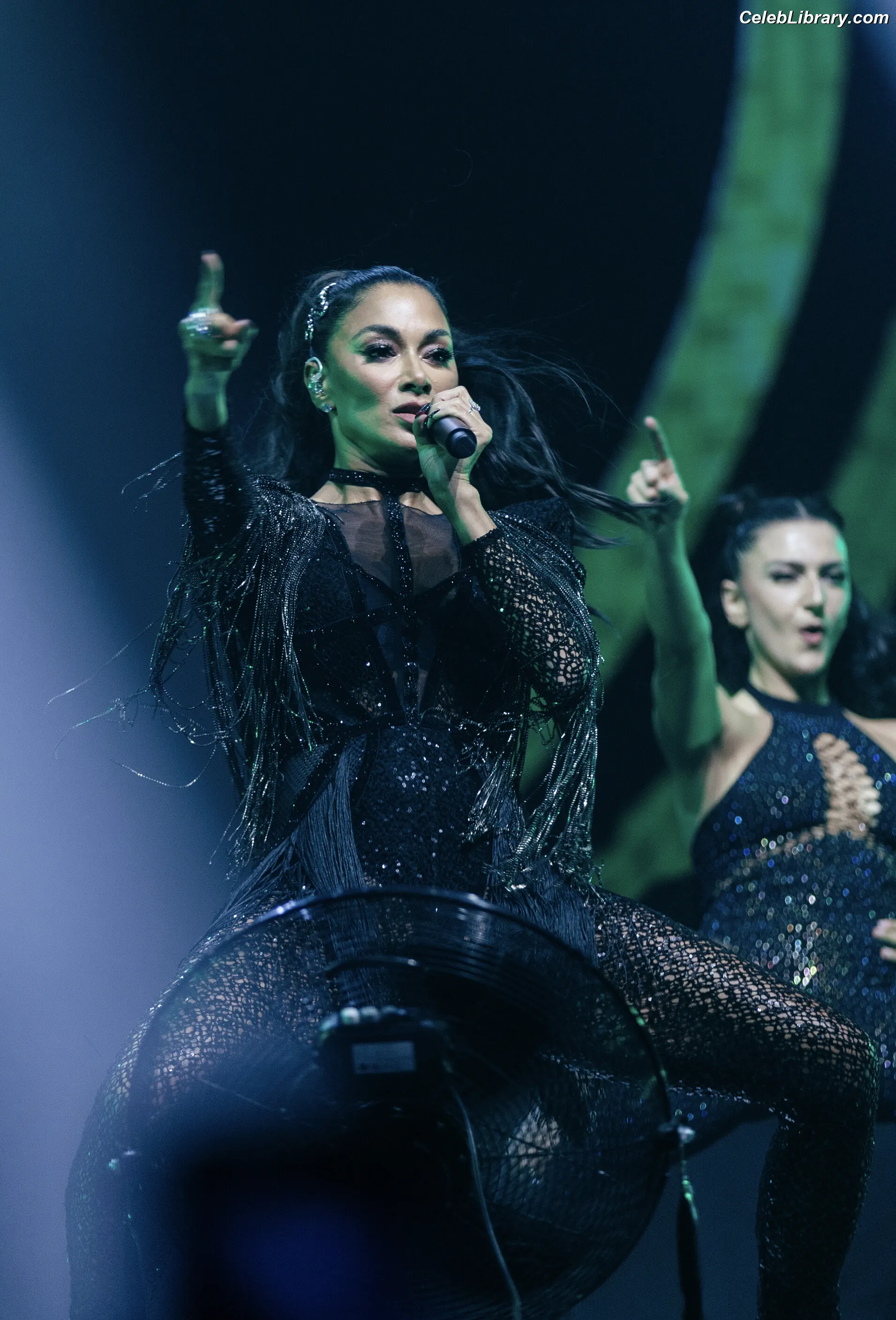 Nicole Scherzinger photo 21 of 1188