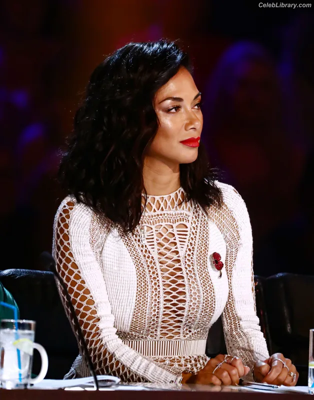 Nicole Scherzinger photo 14 of 1187