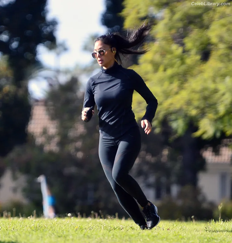 Nicole Scherzinger photo 16 of 1187