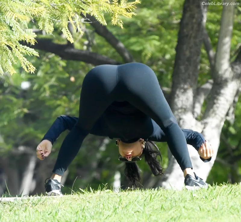 Nicole Scherzinger photo 24 of 1187