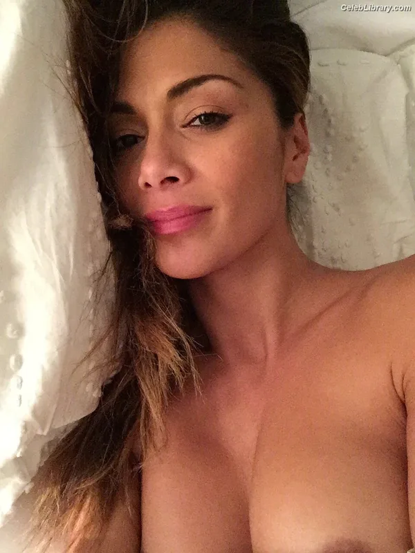 Nicole Scherzinger photo 23 of 1187