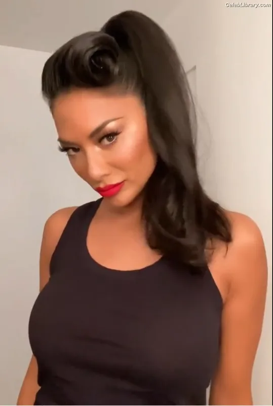 Nicole Scherzinger photo 24 of 1187