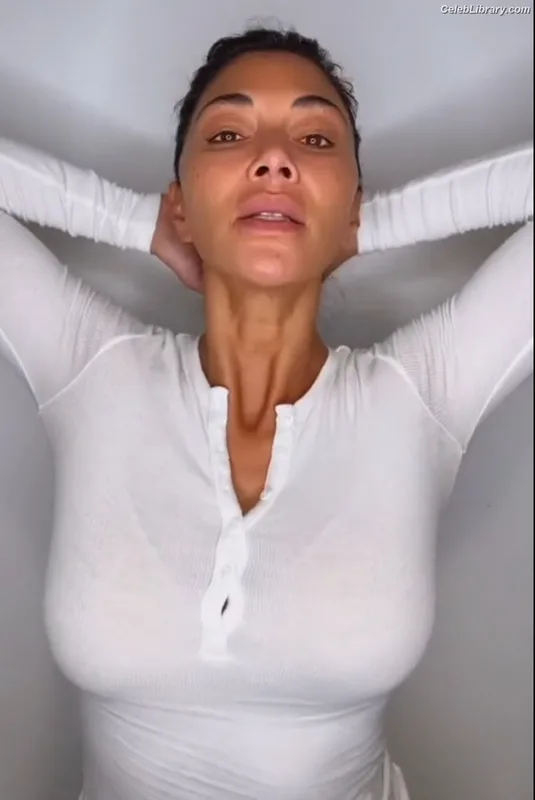 Nicole Scherzinger photo 3 of 1187