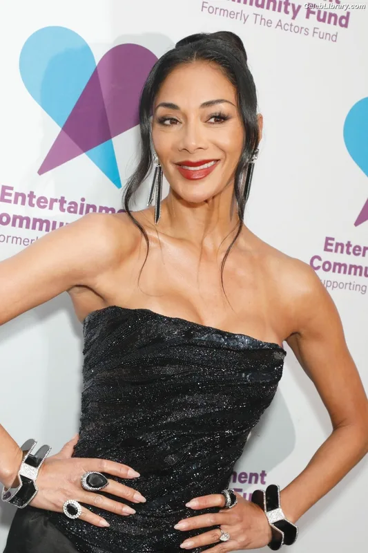 Nicole Scherzinger photo 23 of 1187