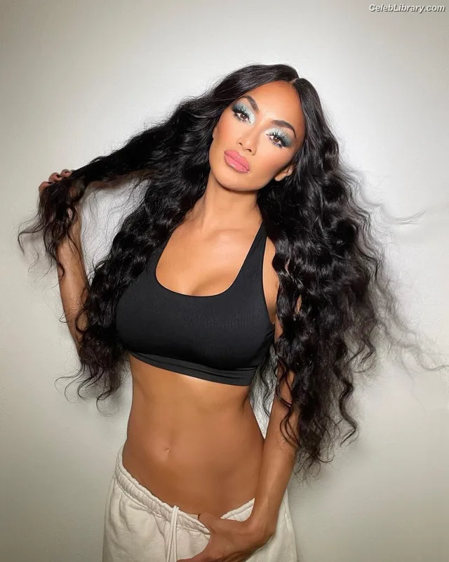 Nicole Scherzinger photo 19 of 1187