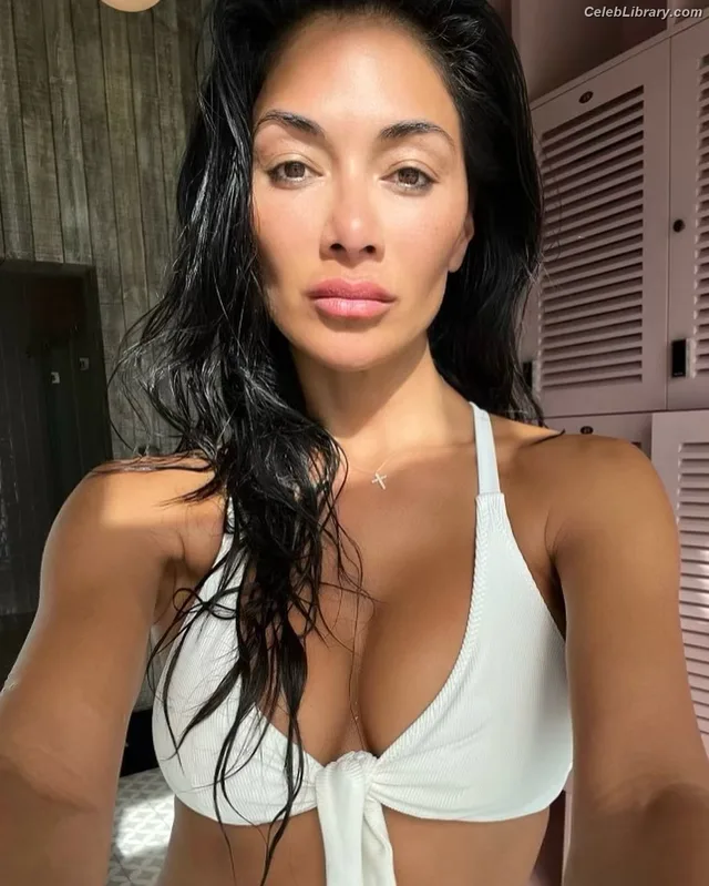 Nicole Scherzinger photo 14 of 1187