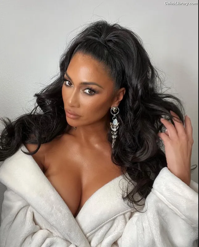 Nicole Scherzinger photo 11 of 1187