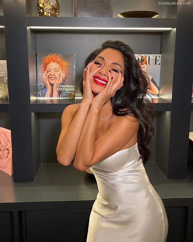 Nicole Scherzinger photo 6 of 1187