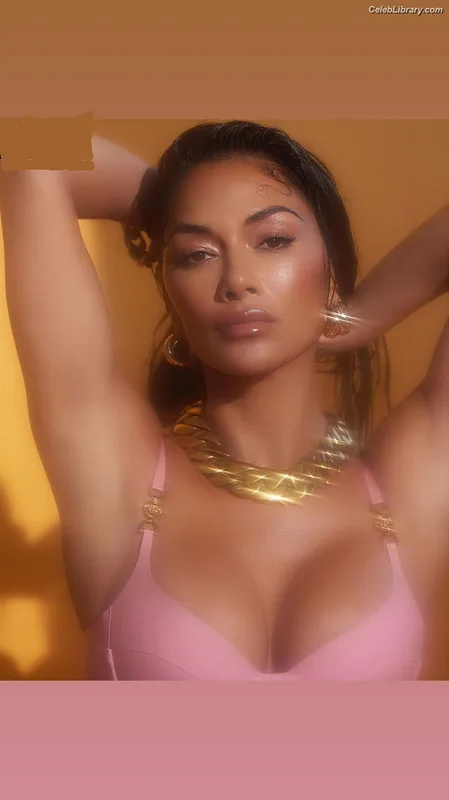 Nicole Scherzinger photo 13 of 1187