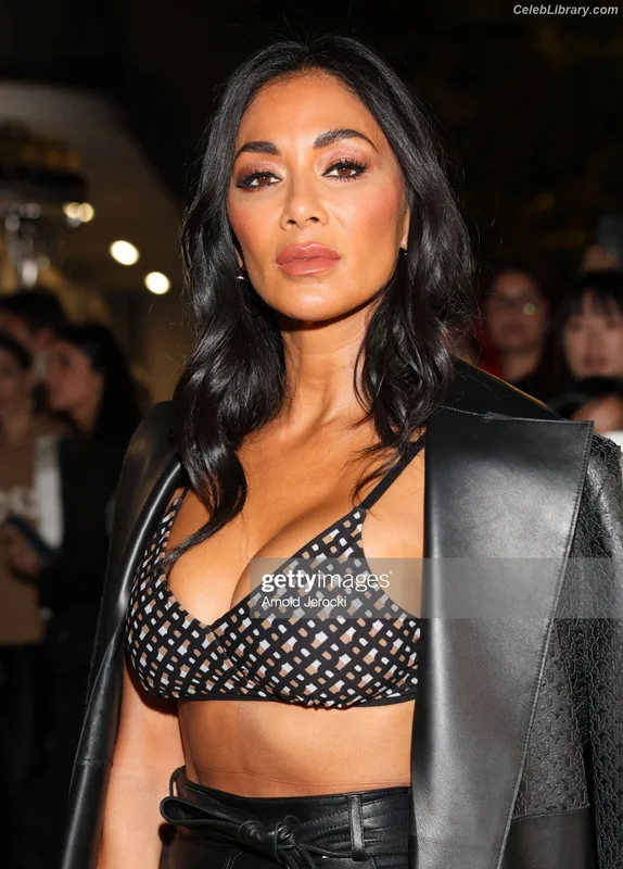 Nicole Scherzinger photo 2 of 1187