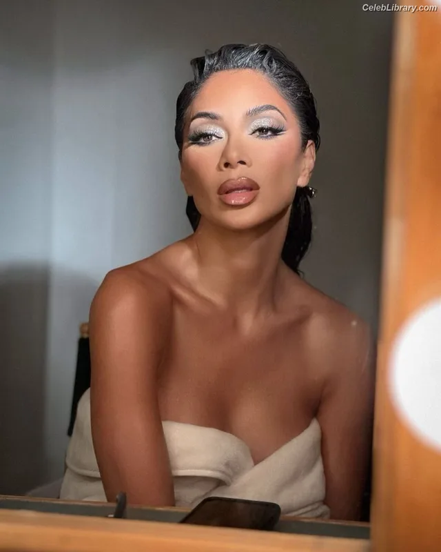 Nicole Scherzinger photo 7 of 1187