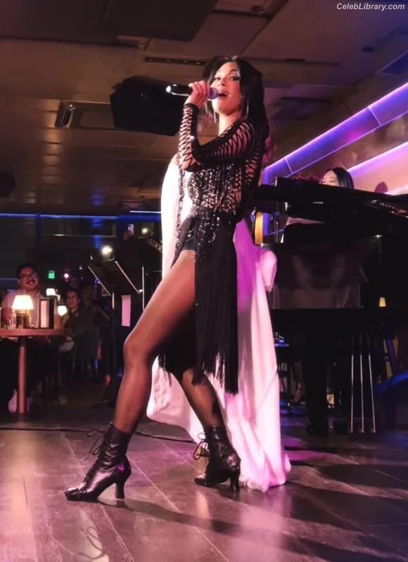 Nicole Scherzinger photo 9 of 1187